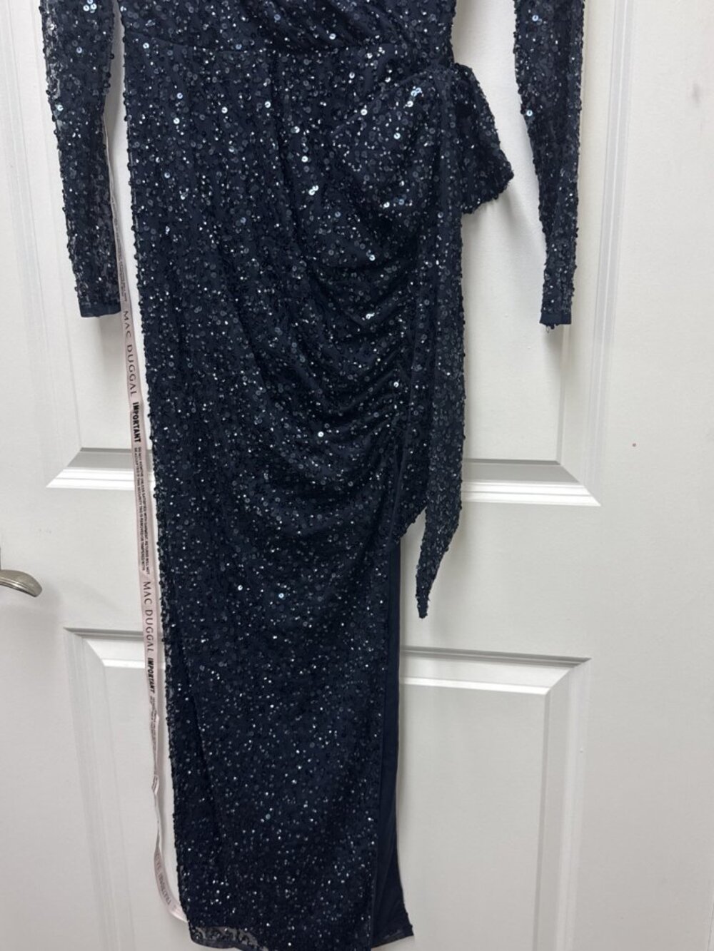 Mac Duggal Size 2 Navy 10558 Sequined Wrap Bow Cocktail Midi Long Sleeve Dress - Picture 7 of 12